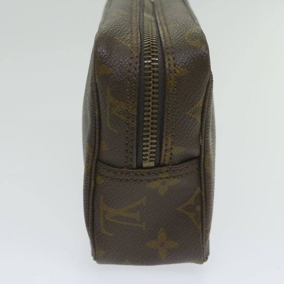 LOUIS VUITTON Poche Toilette Clutch Bag - Picture 8 of 16